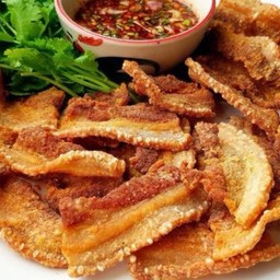 หมูสามชั้นถอดน้ำปลา #100