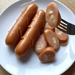 ไส้กรอกจัมโบ้ชีส 1 ชิ้น ชุดละ