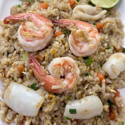 ข้าวผัดทะเล