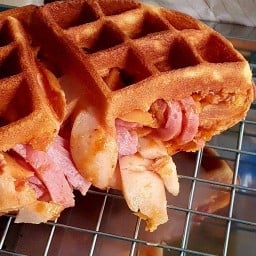 วาฟเฟิลไส้ปลิ้น ปิ่นโต พันท้ายนรสิงห์ พระราม 2