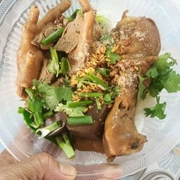 แม่เป็นหนึ่ง อาหารตามสั่ง