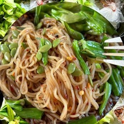 ข้าวหอมกะเพราพริกแห้งงง น้ำพริกปลาร้า