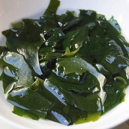 สาหร่ายวากาเมะ ชุดละ