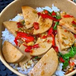 ข้าวกะเพราหมูยอ