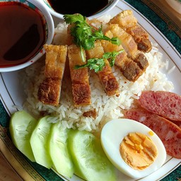 ข้าวหมูกรอบ พิเศษ