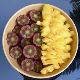 องุ่น + สับปะรด