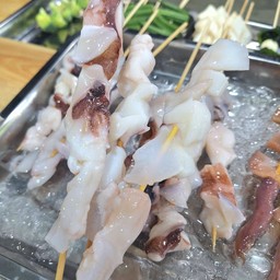 หม่าล่าชีส เบิร์นไฟ & หมึกย่าง @พระลือ