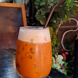 COZY CO-WORKING SPACE