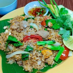 ข้าวผัดหมูโบราณ