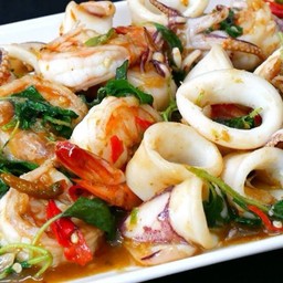 กระเพราทะเล (กับข้าว) #120