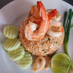 ข้าวผัดทะเลรวม