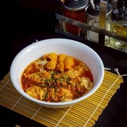 เกี๊ยว ต้มยำ