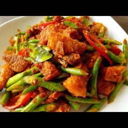 เครื่องแกงหมู