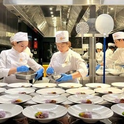 พรก แชมป์แกงเขียวหวาน Thai Green Curry Champion