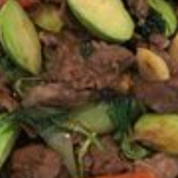 ข้าวกระเพราเนื้อสตอ