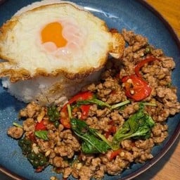 Meat Up! ต้นตำรับข้าวหน้าเนื้อ ข้าวหน้าแฮมเบิร์ก  สีลม-สาทร