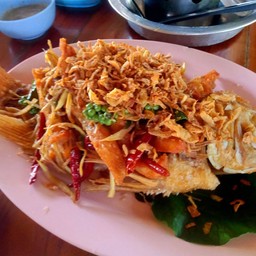 ปลาทับทิมทอดสมุนไพร