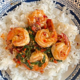 กะเพราพริกแห้ง🌶️🧄🍳