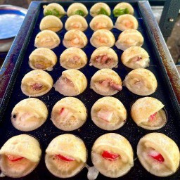 ทาโกะยากิอินดี้ หน้าร้านตัดผมช่างอินดี้บ้านทุ่งมอก