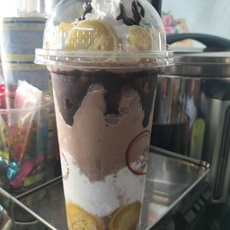 บานอฟฟี่โอวัลตินปั่นวิปครีมช็อค