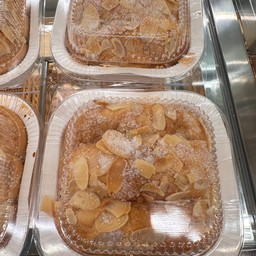 ปังอัลมอนด์เนยสด