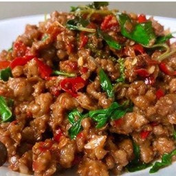 กระเพราเนื้อสับ