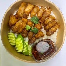 อาหารบ้านแม่โหน่ง