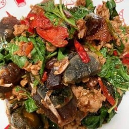 กะเพากุ๊กไก่ตามสั่ง