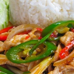 ข้าวผัดพริก