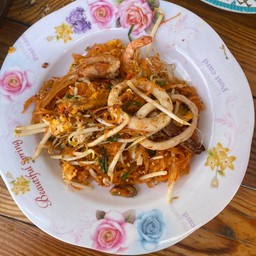ผัดไทยทะเล