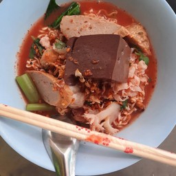 ก๋วยเตี๋ยวเย็นตาโฟต้มยำ เส้น ญ