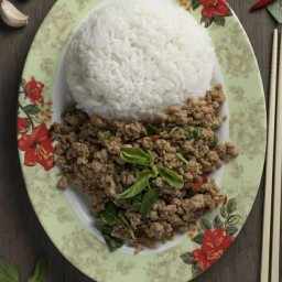 ครัวหลังบ้าน เมนูสายผัดคั่ว ร้อนๆจากเตาทุกเมนู