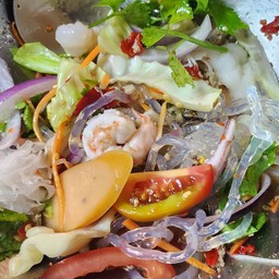 อยากยำ By โอปอ - ตลาด 18 คอร์ด ตลาด 18 คอร์ด