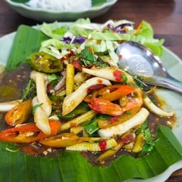 ผัดไทยจ๊ะแอ๊ด