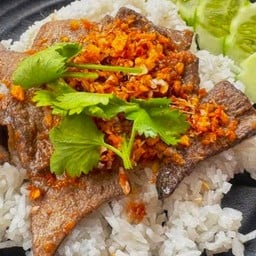 ข้าวตับทอดกระเทียม