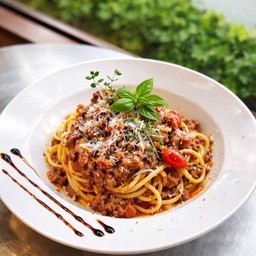 FE08 Spaghetti Bolognese (Beef)
