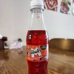 Mirinda Strawberry flavor มิรินด้าแดง