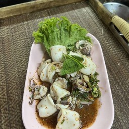 ลาบปลาหมึก