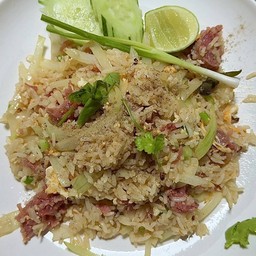 ข้าวผัดแหนม