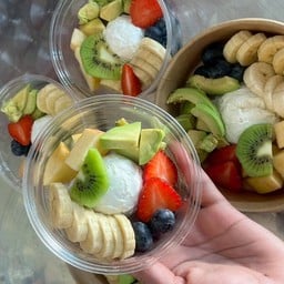 กรีกโยเกิร์ต m เซ็ตทางร้านเลือกผลไม้ให้🥝🍒