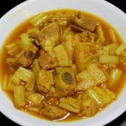 แกงส้ม หมูสามชั้น