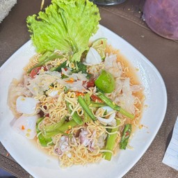 ตำมาม่าทะเล