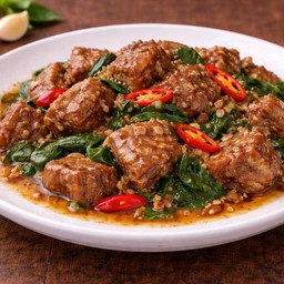 ผัดกระเพราหมูตุ๋น