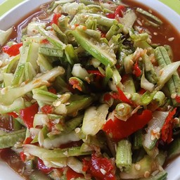 ตำแตง..ใสน้ำปลาร้านัวๆแบบอีสาน