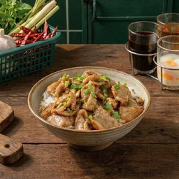 เมนูใหม่! ข้าวหมูนุ่มคั่วแซ่บผัดซอสสุกี้