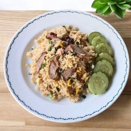 ข้าวผัดหมูย่าง