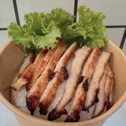 คอหมูย่างน้ำจิ้มแจ่วโคตรเด็ด ครัวหลังบ้านเจ๊เมย์