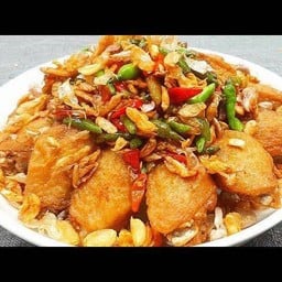 ปีกไก่ทอดพริกขี้หนูสด