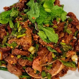 พล่าลิ้นเนื้อ