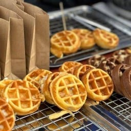 ขนมวาฟเฟิล บ้านน้องโอม นนทบุรี 7